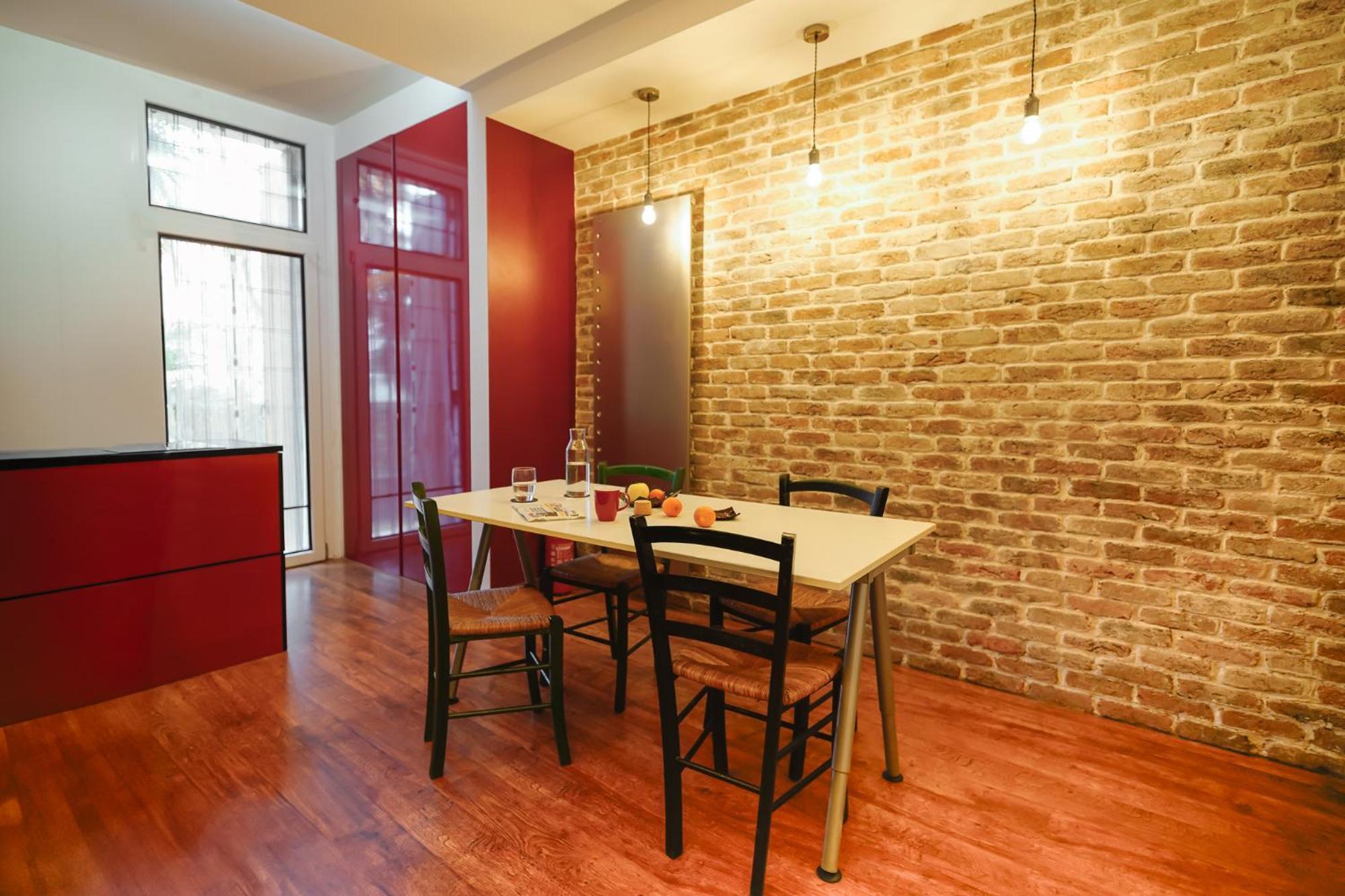 Appartement Entire Industrial Flat Venice With Patio - Free Parking Mestre